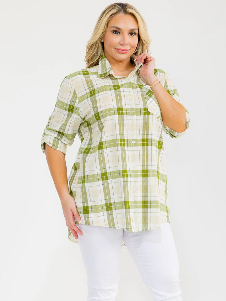 Evermore Plaid Button Shirt [Curvy]